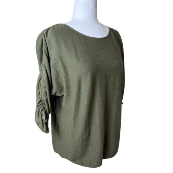 MAX STUDIO Olive Green Ruched Sleeve Knit Sweater Top Shirt Size Medium - Picture 1 of 7